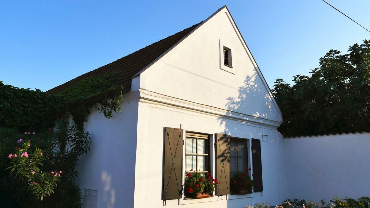 Gaestehaus Doris Purbach am Neusiedlersee Exterior photo
